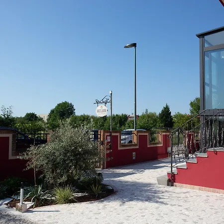 Pensjonat Dolce Laguna Tessera