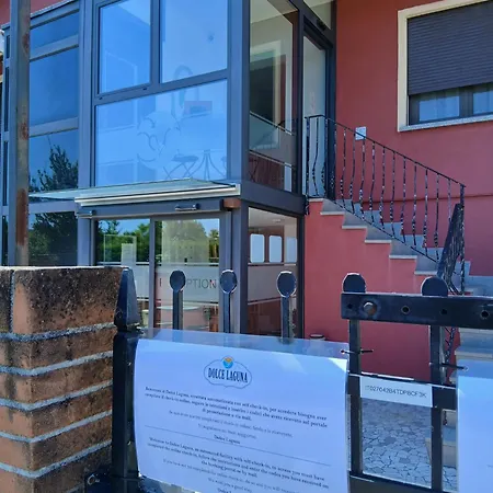 Dolce Laguna 4*