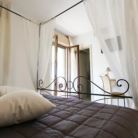 Guest house Dolce Laguna 4*